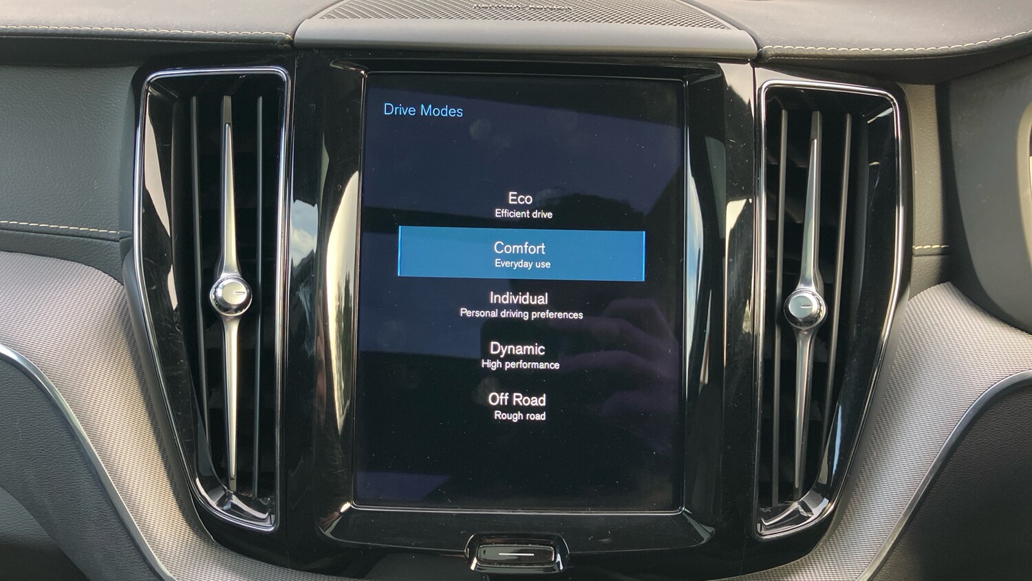 Used Volvo XC60 2020 for sale - 76340512: Photo 20