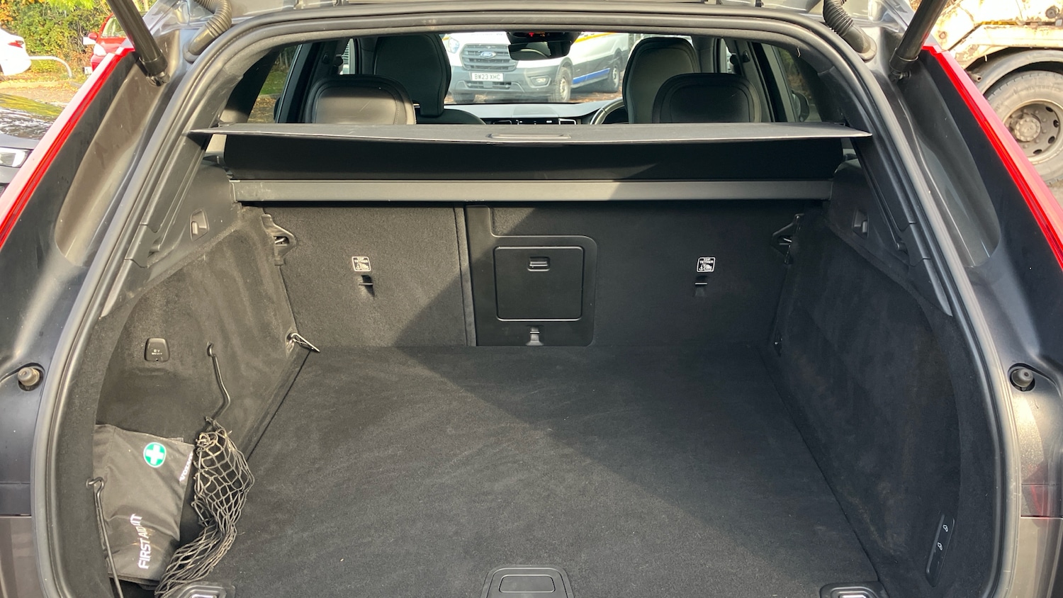 Used Volvo XC60 2020 for sale - 76340512: Photo 4