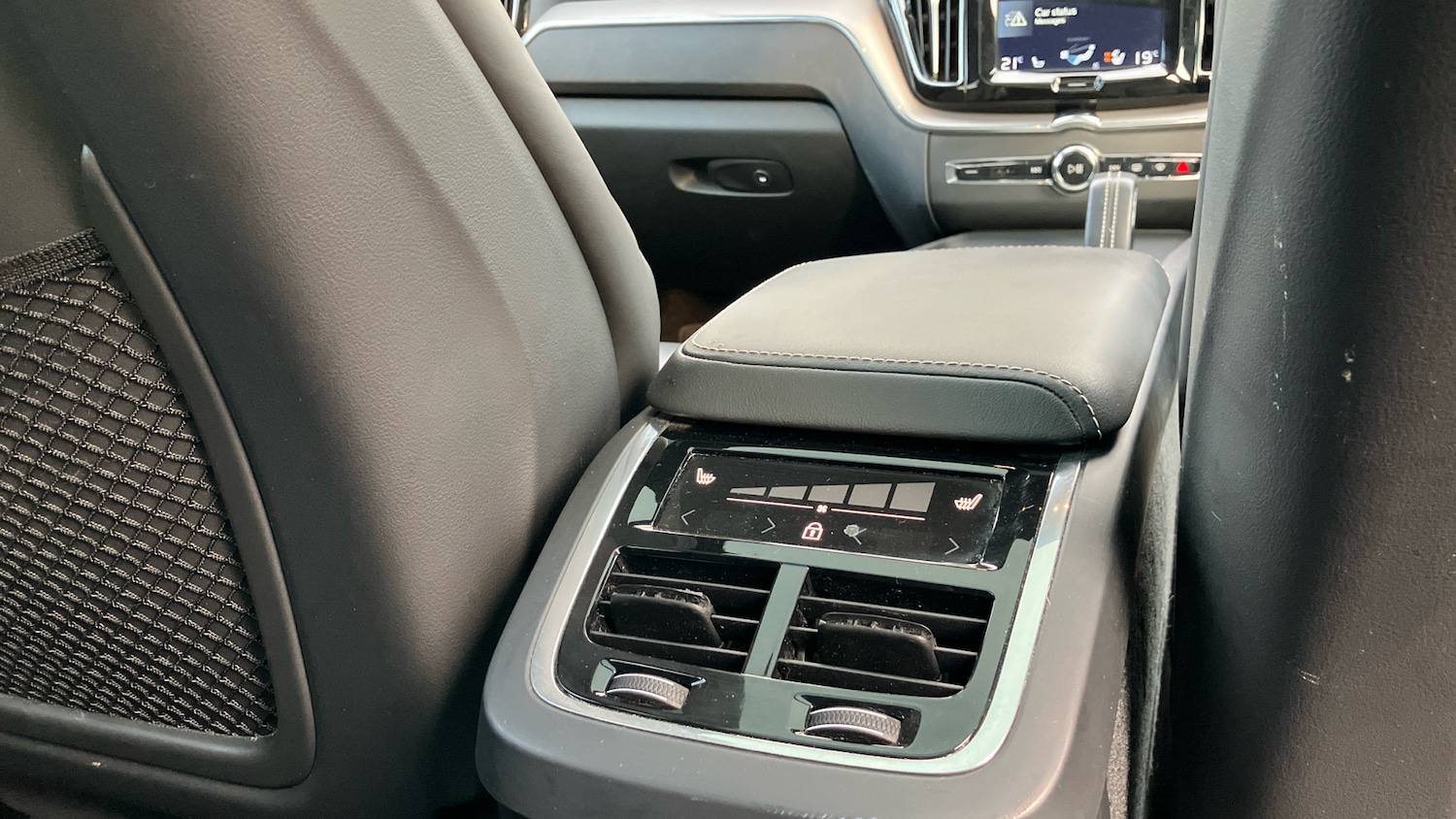Used Volvo XC60 2020 for sale - 76340512: Photo 8
