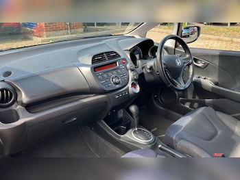 Used Honda Jazz 2015 for sale - 75500277: Photo
