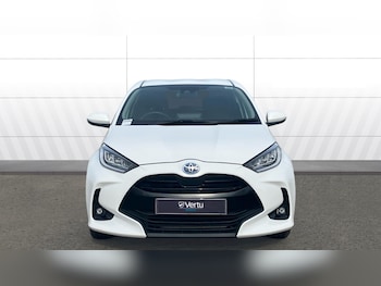 Used Toyota Yaris 2022 for sale - 77998209: Photo