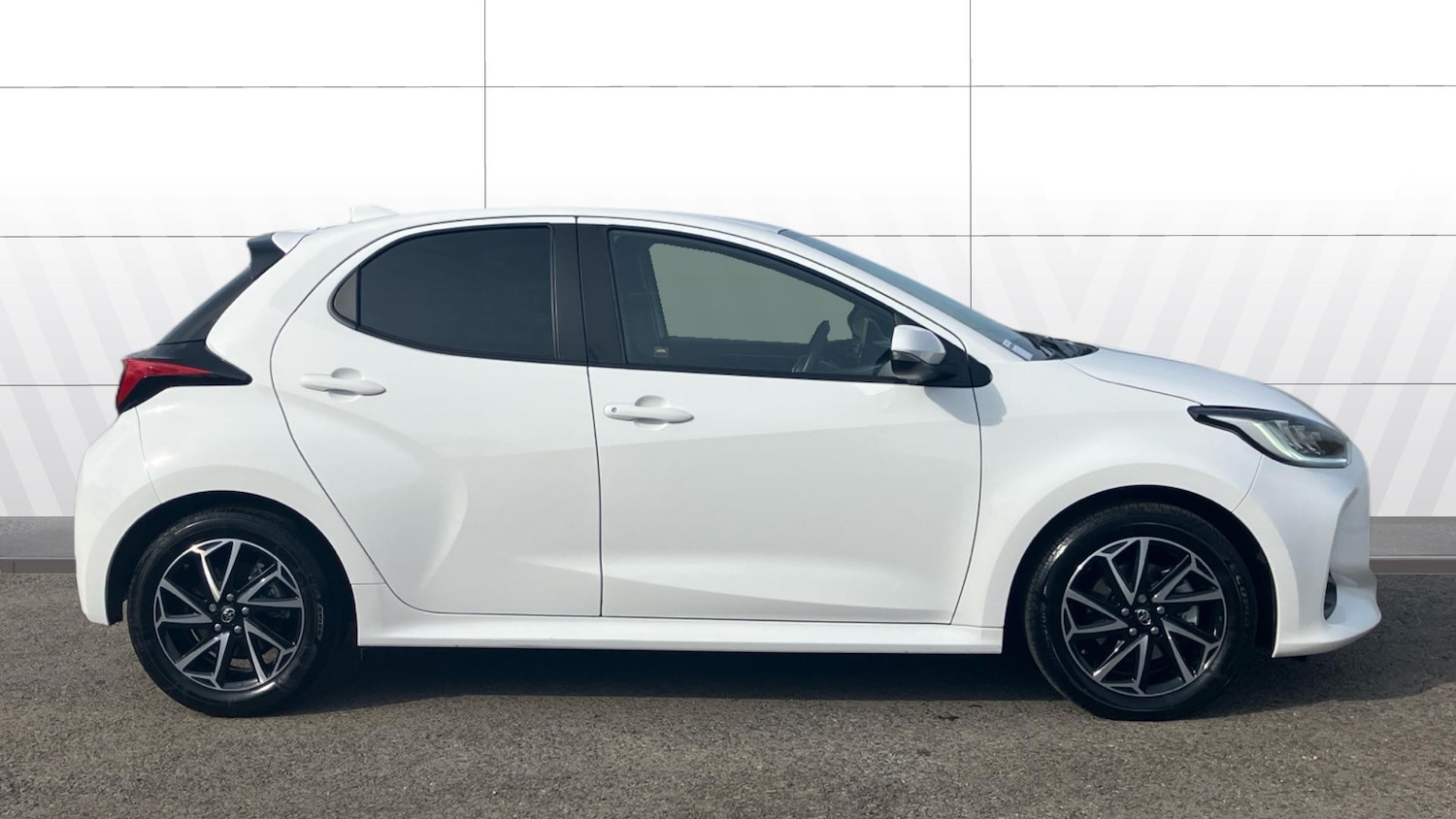 Used Toyota Yaris 2022 for sale - 77998209: Photo 5