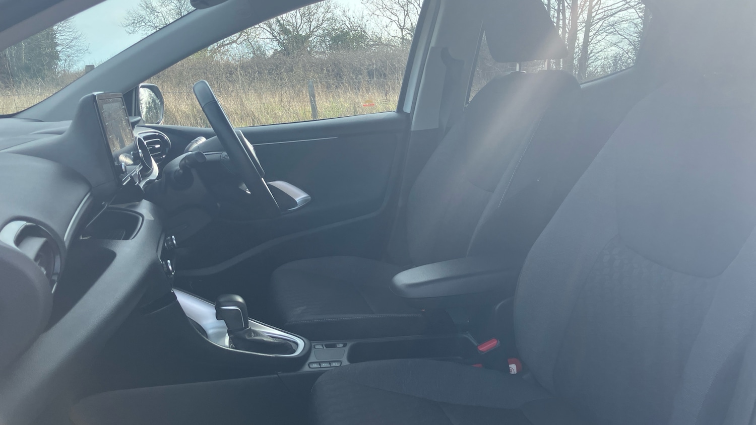 Used Toyota Yaris 2022 for sale - 77998209: Photo 8