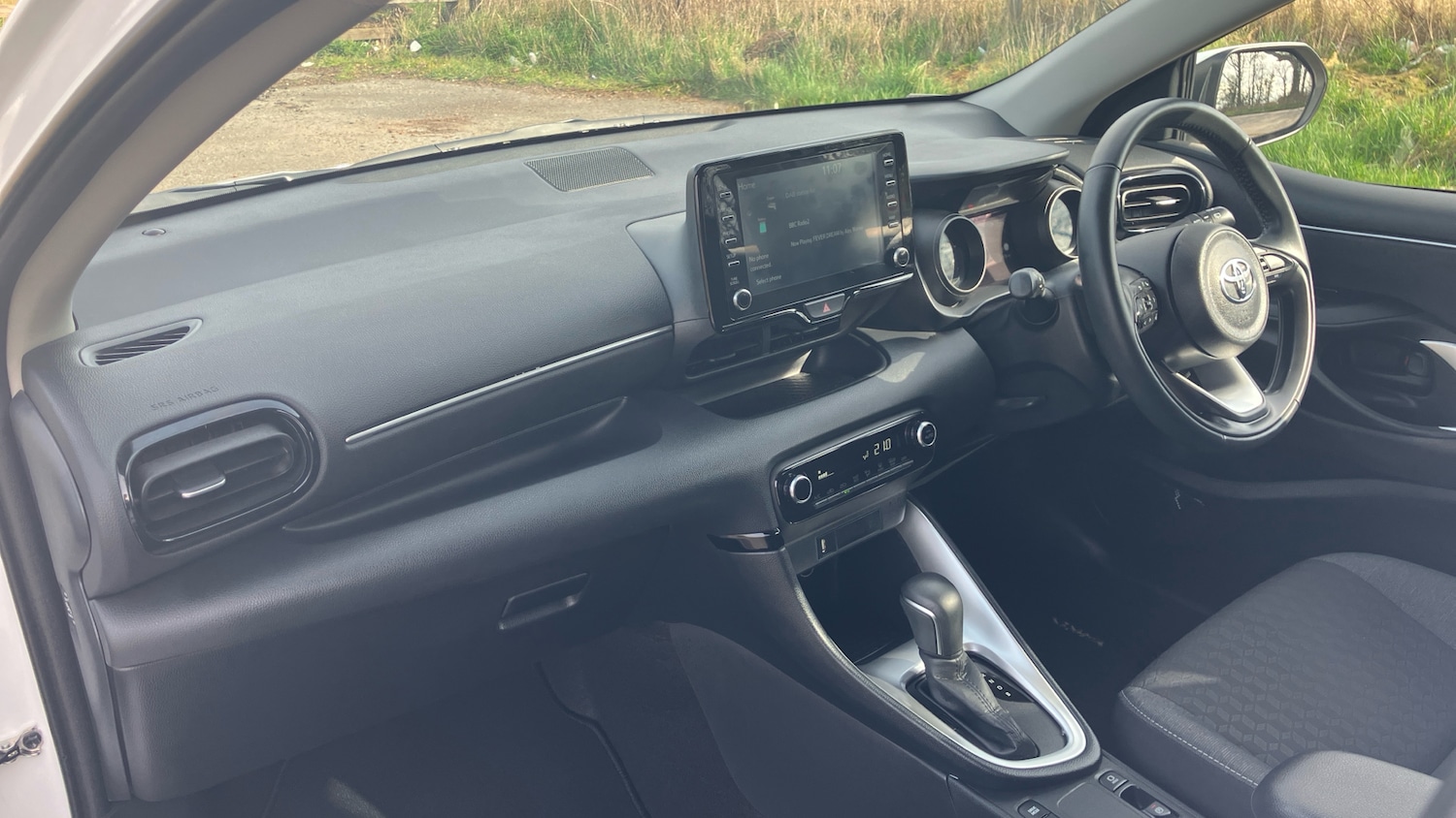 Used Toyota Yaris 2022 for sale - 77998209: Photo 9