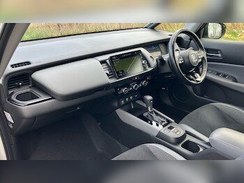 Used Honda Jazz 2024 for sale - 77953833: Photo