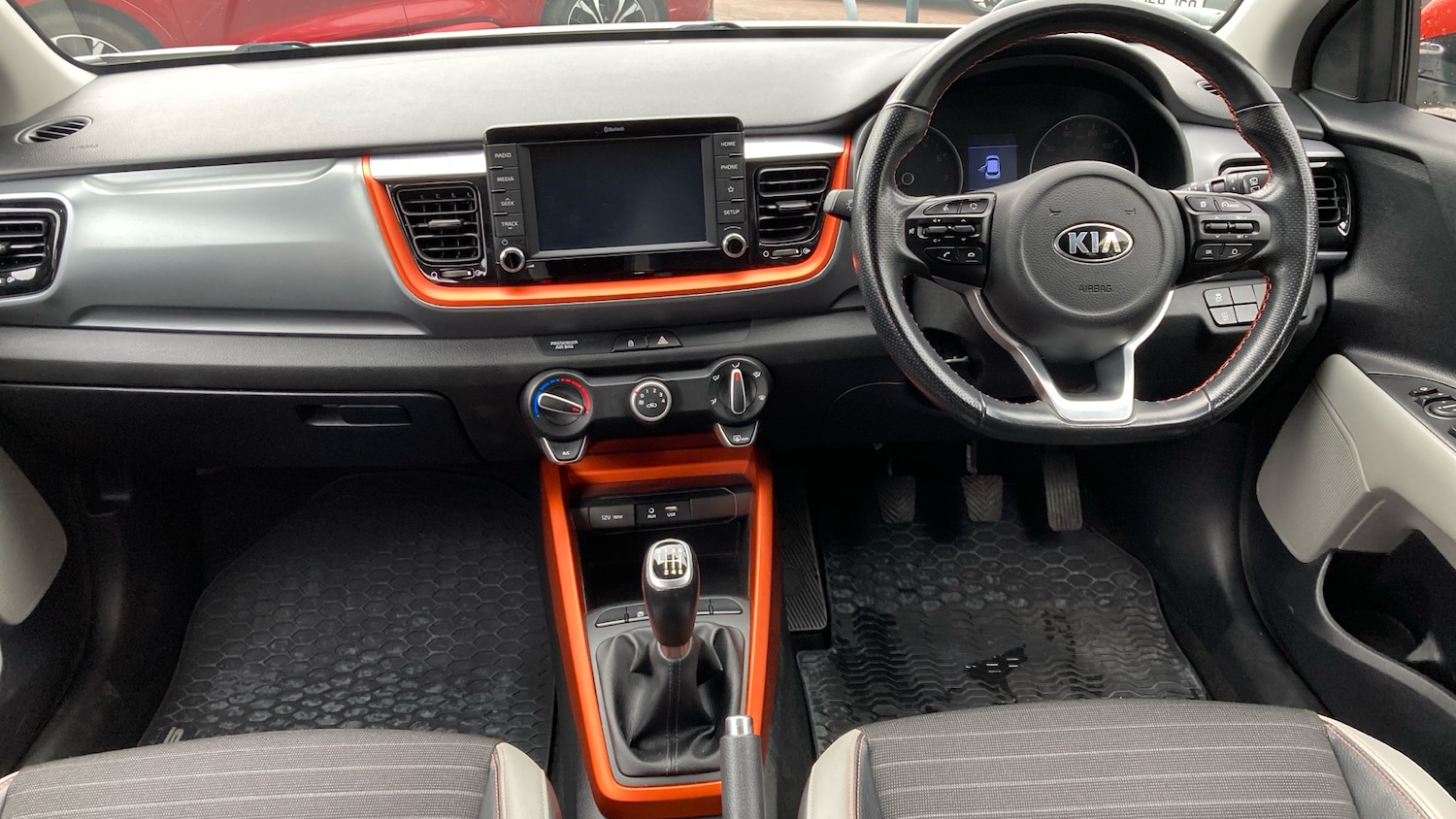 Used Kia Stonic 2019 for sale - 76329925: Photo 10