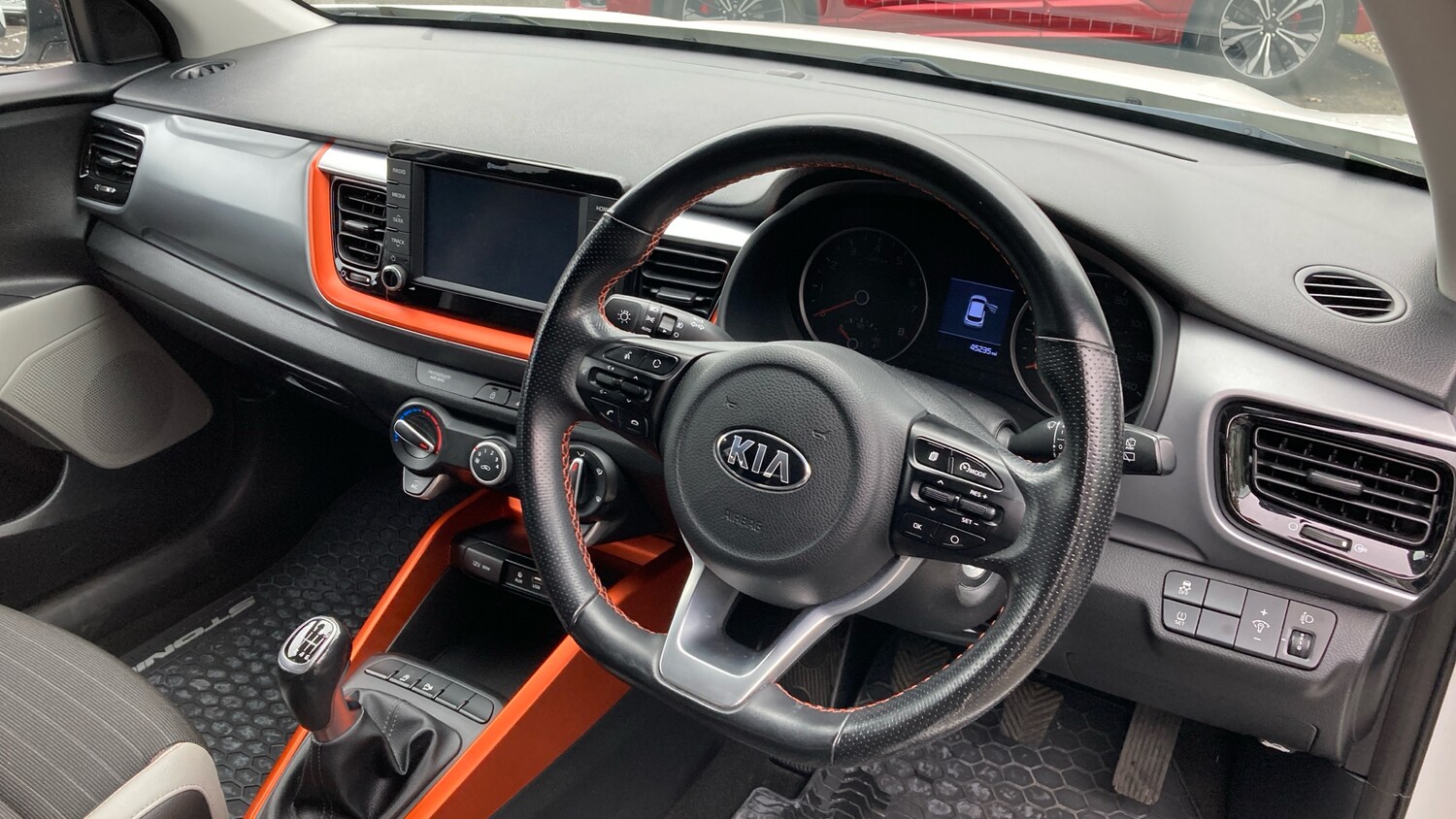 Used Kia Stonic 2019 for sale - 76329925: Photo 11