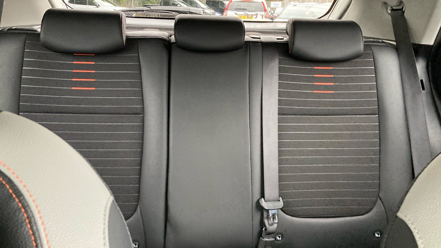 Used Kia Stonic 2019 for sale - 76329925: Photo 15