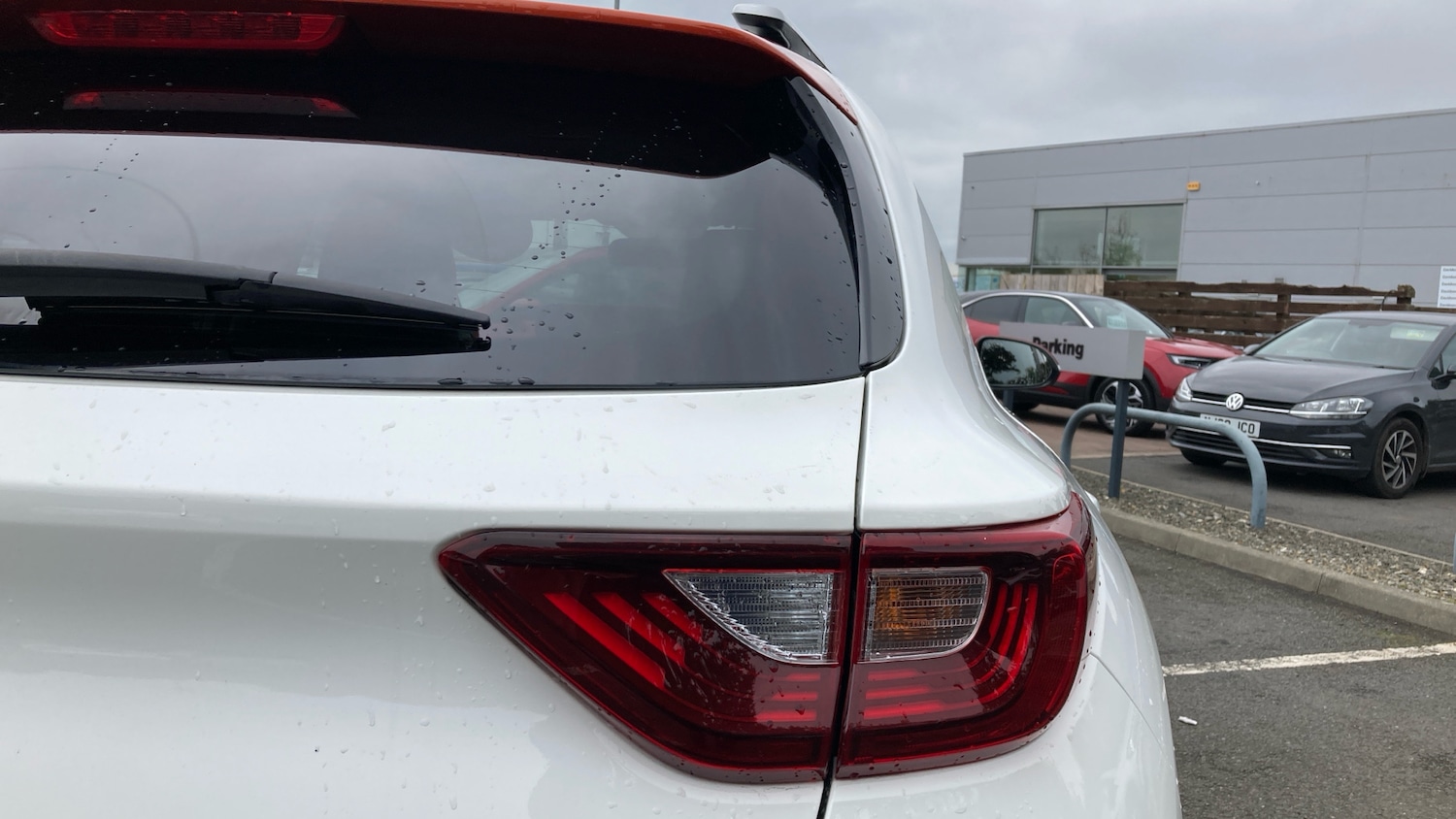 Used Kia Stonic 2019 for sale - 76329925: Photo 29