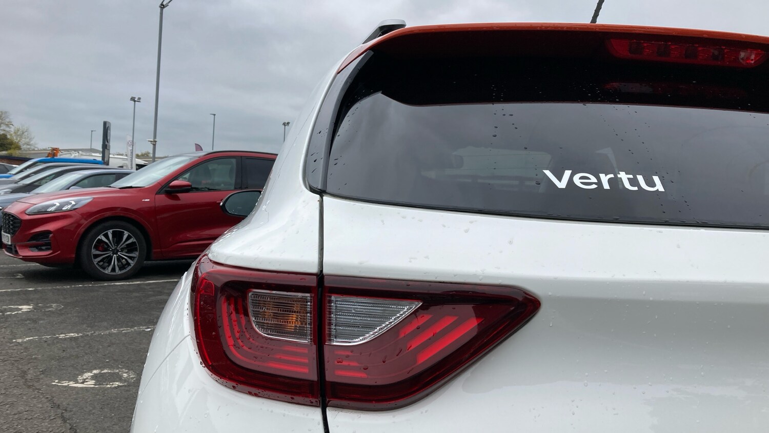Used Kia Stonic 2019 for sale - 76329925: Photo 31