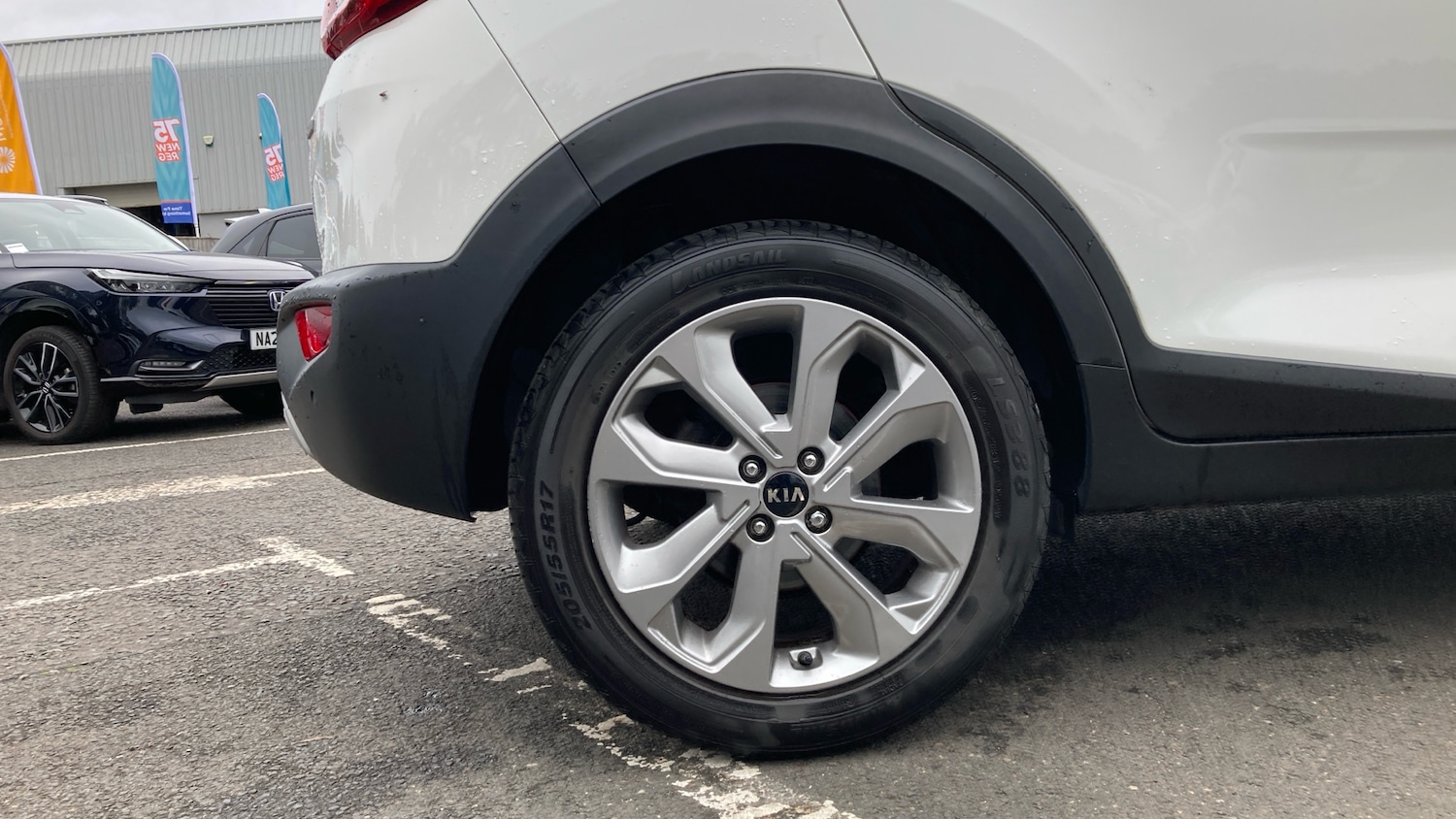 Used Kia Stonic 2019 for sale - 76329925: Photo 7