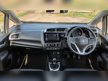 Used Honda Jazz 2019 for sale - 77963039: Photo