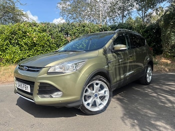Used Ford Kuga 2015 for sale - 79544317: Photo