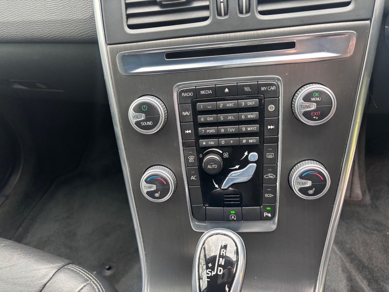 Used Volvo XC60 2015 for sale - 77456540: Photo 18