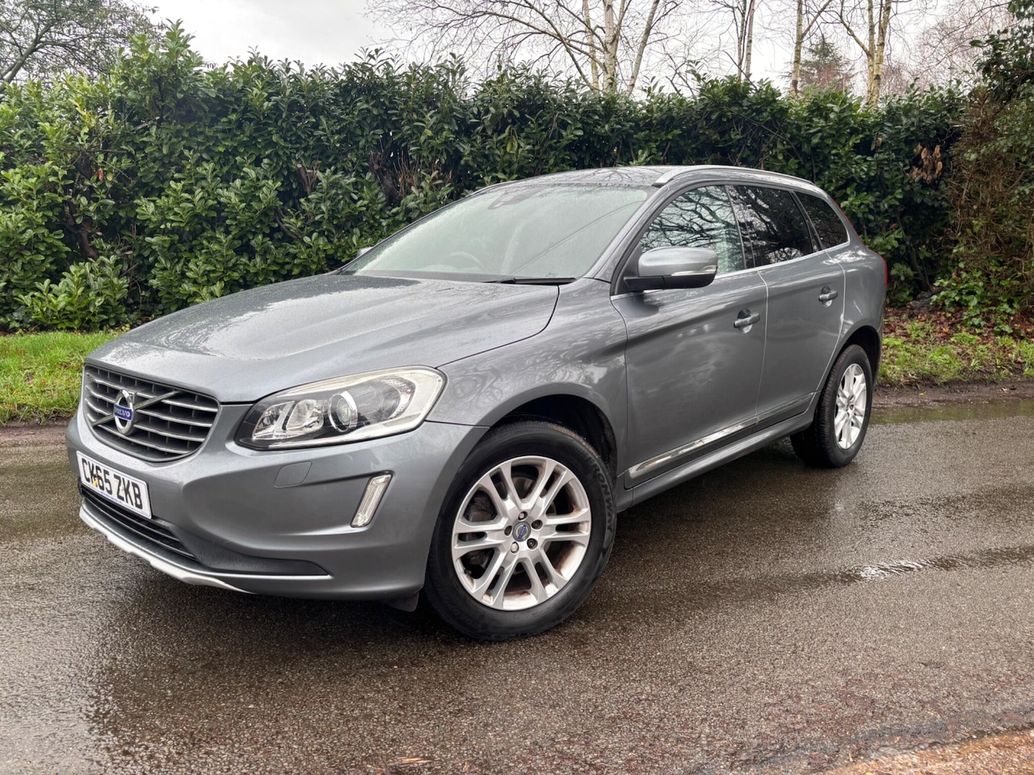 Used Volvo XC60 2015 for sale - 77456540: Photo 2