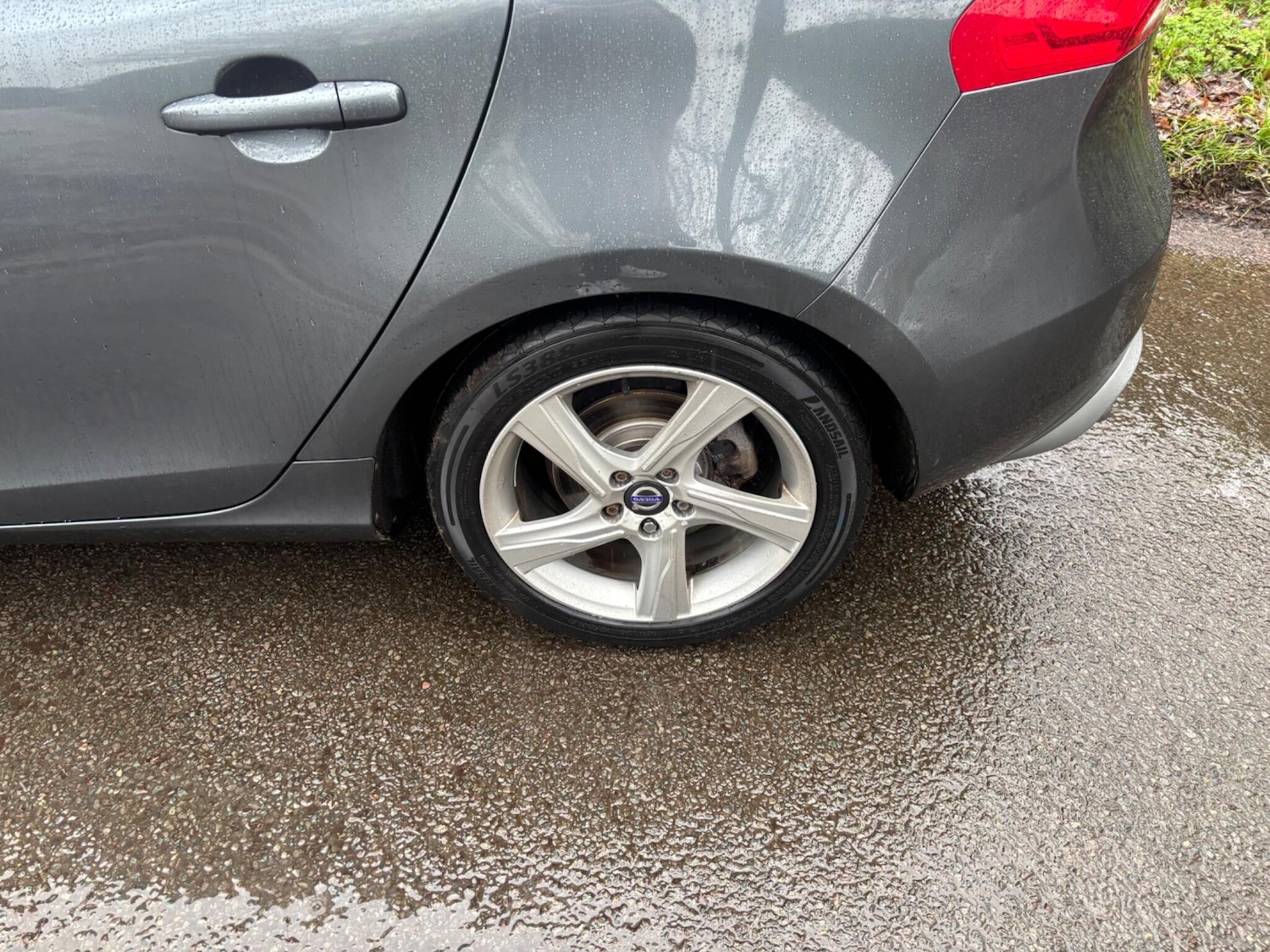 Used Volvo V40 2014 for sale - 77216147: Photo 14