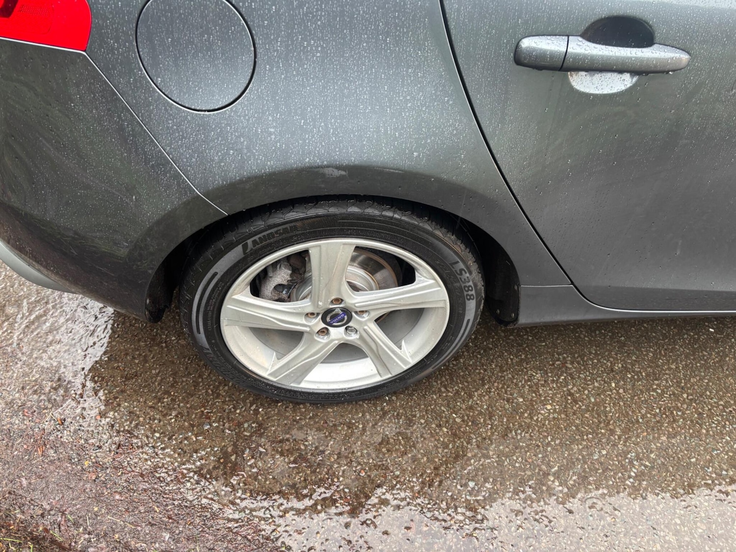 Used Volvo V40 2014 for sale - 77216147: Photo 15