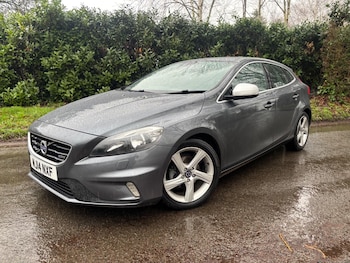 Volvo V40 feature image