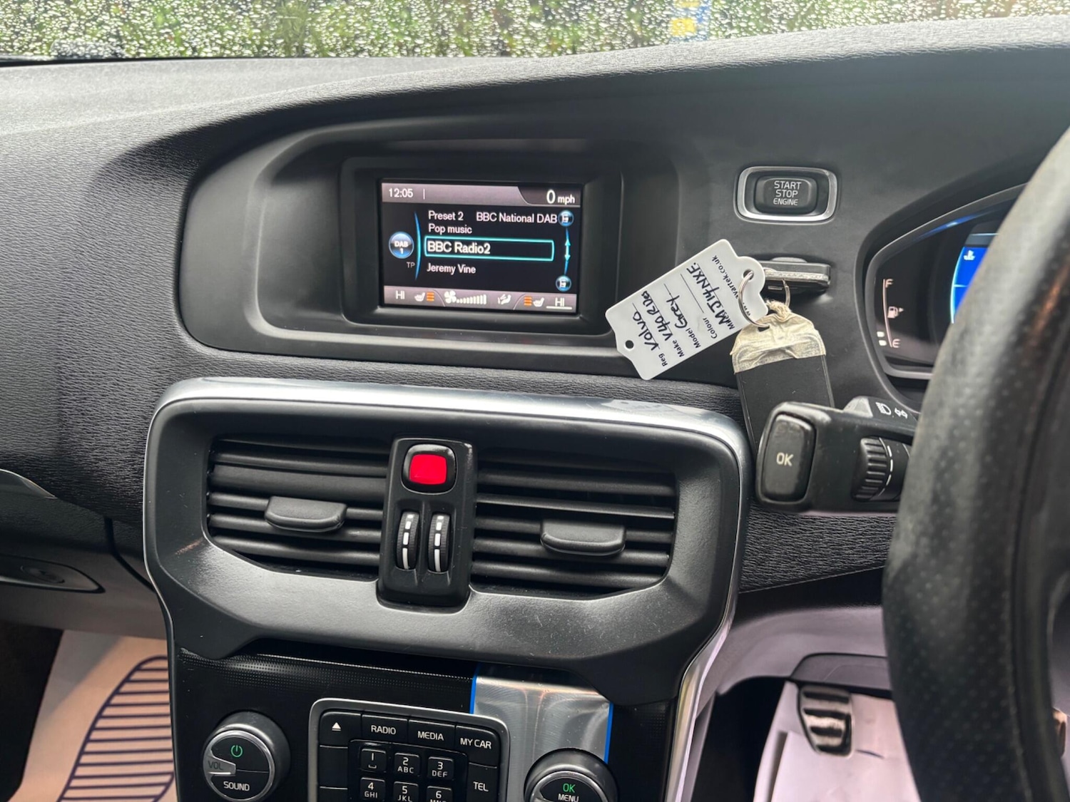 Used Volvo V40 2014 for sale - 77216147: Photo 21