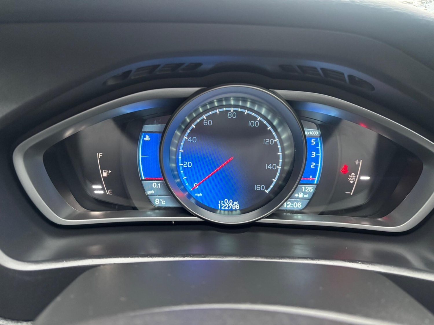 Used Volvo V40 2014 for sale - 77216147: Photo 26