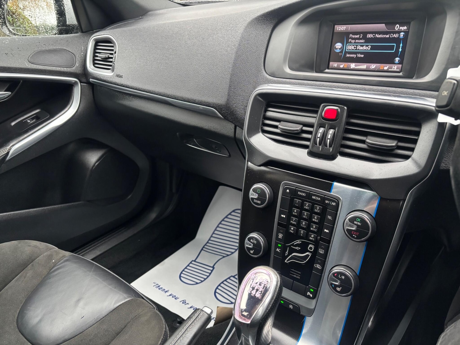 Used Volvo V40 2014 for sale - 77216147: Photo 29