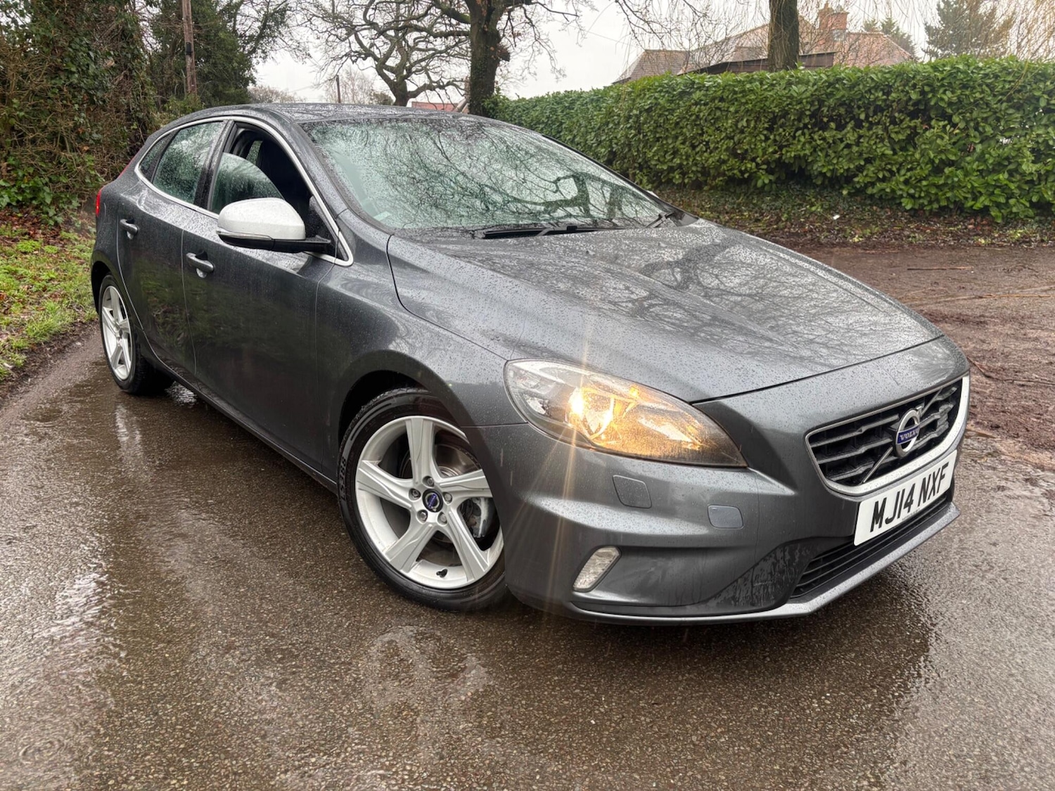 Used Volvo V40 2014 for sale - 77216147: Photo 8