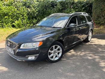 Used Volvo V70 2014 for sale - 79092965: Photo