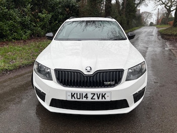 Used Skoda Octavia 2014 for sale - 77203252: Photo