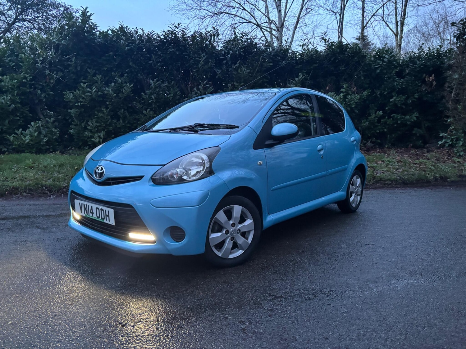 Used Toyota AYGO for sale - 77305690: Photo 2