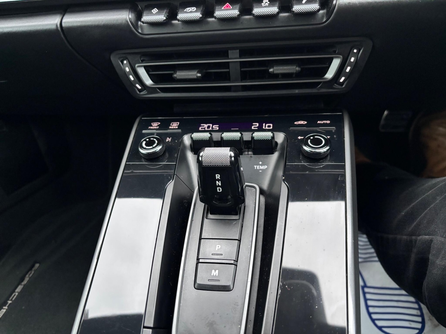 Used Porsche 911 for sale - 77305743: Photo 16