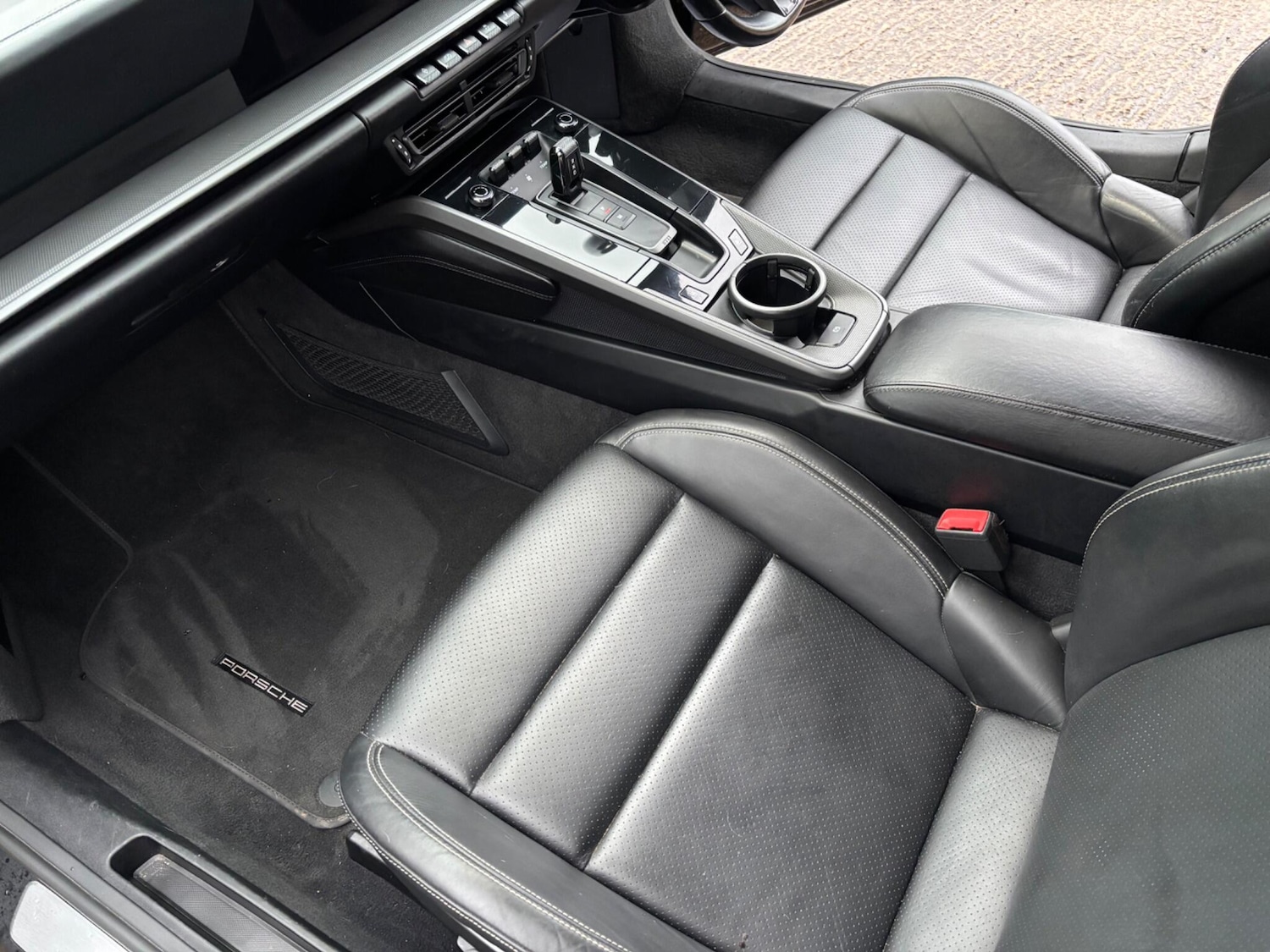 Used Porsche 911 for sale - 77305743: Photo 30