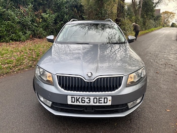 Used Skoda Octavia 2013 for sale - 76728456: Photo