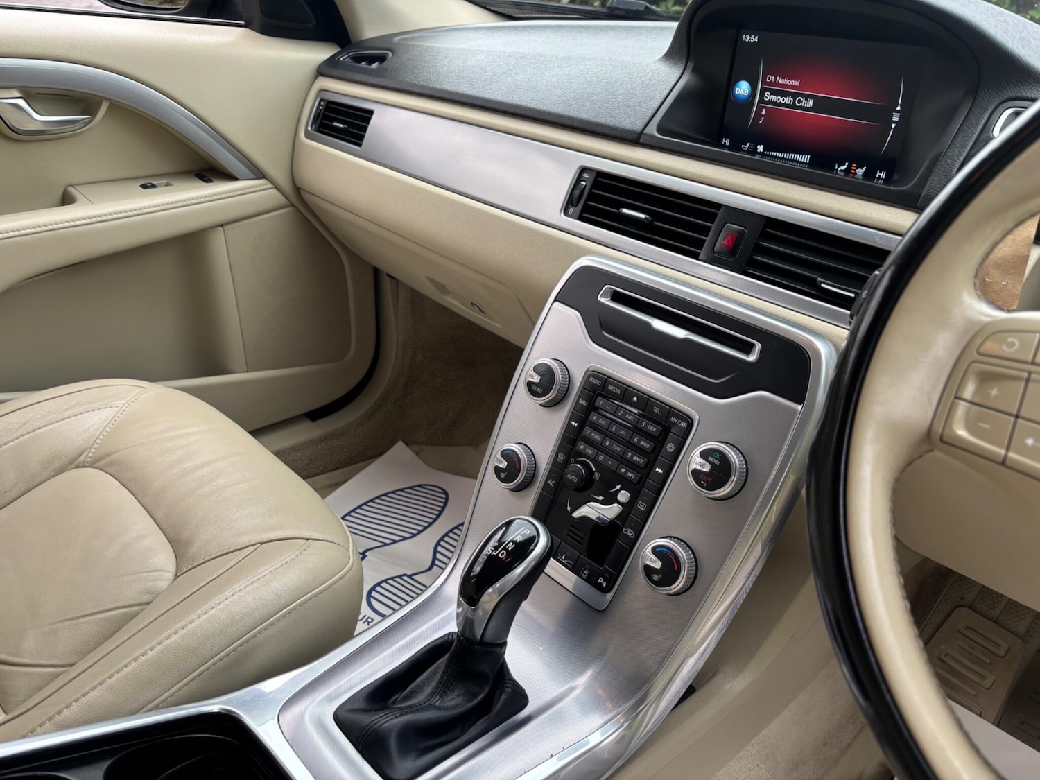 Used Volvo V70 2015 for sale - 77626114: Photo 17