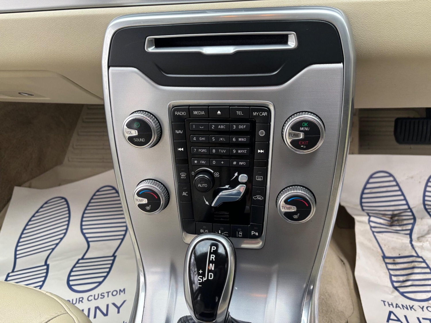 Used Volvo V70 2015 for sale - 77626114: Photo 19