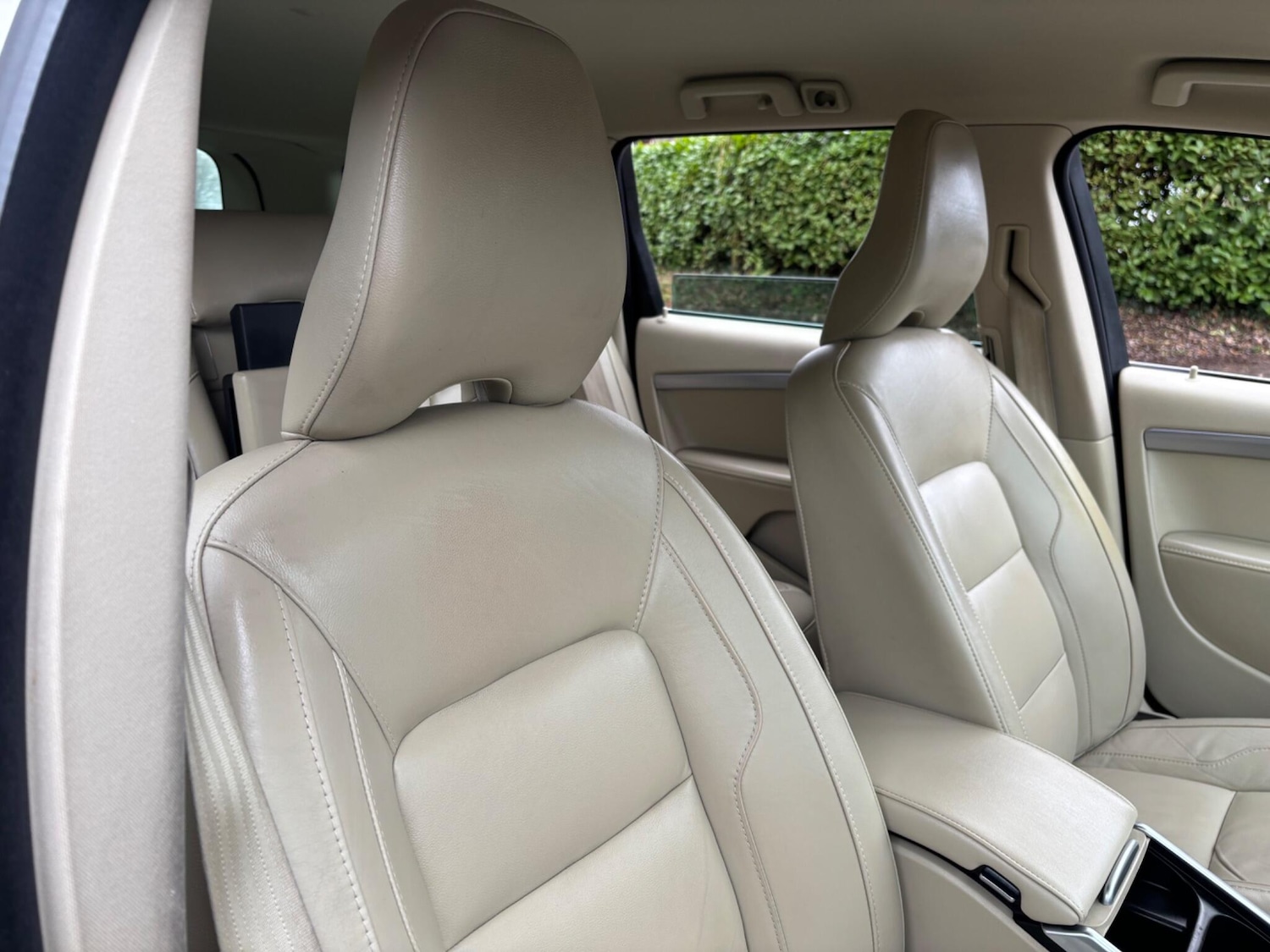 Used Volvo V70 2015 for sale - 77626114: Photo 21