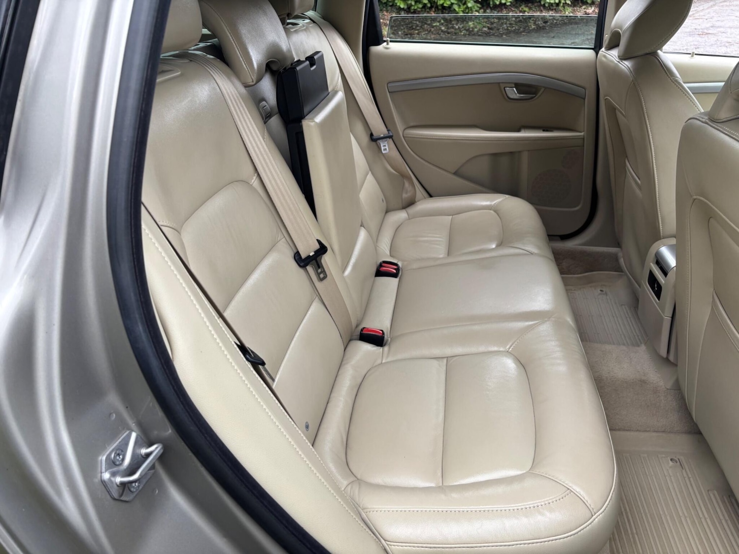 Used Volvo V70 2015 for sale - 77626114: Photo 24