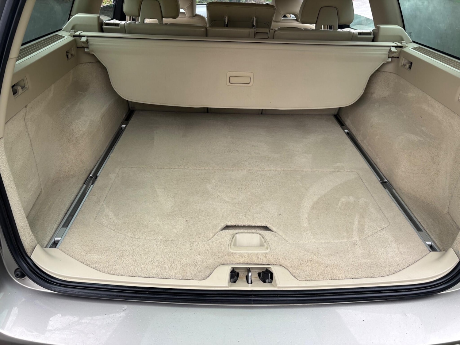 Used Volvo V70 2015 for sale - 77626114: Photo 25