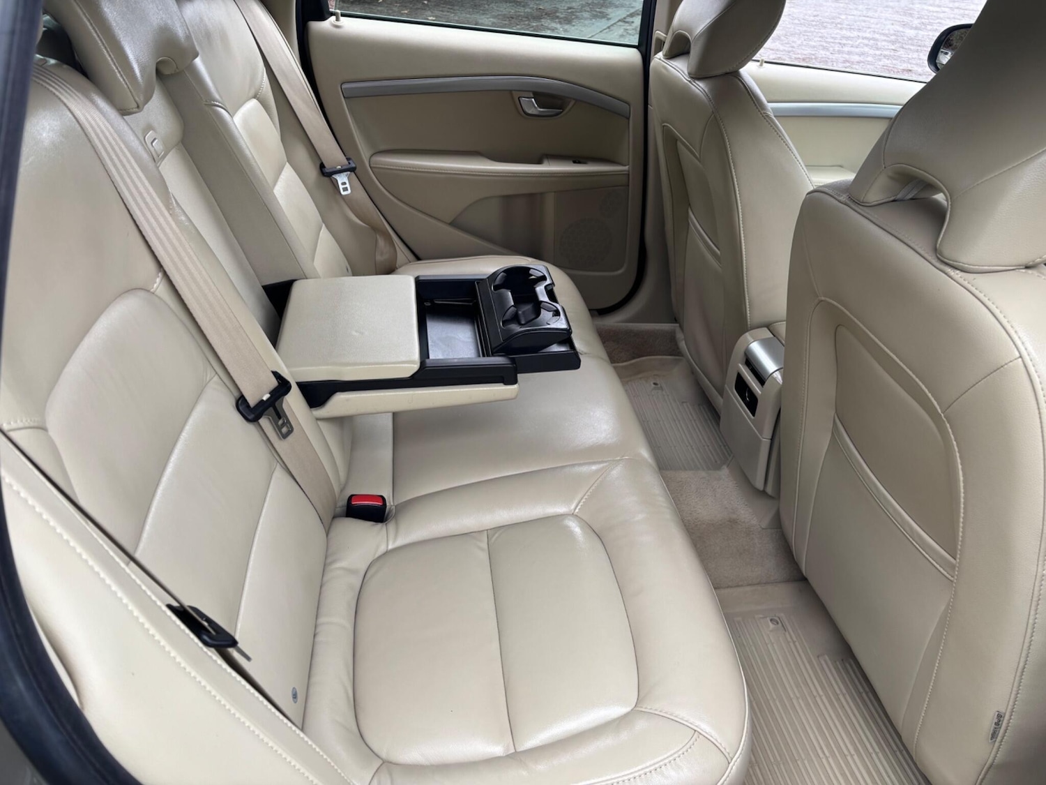 Used Volvo V70 2015 for sale - 77626114: Photo 27