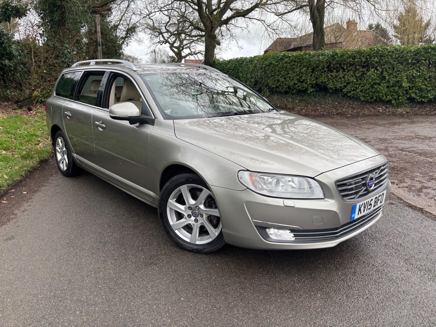 Used Volvo V70 2015 for sale - 77626114: Photo 3