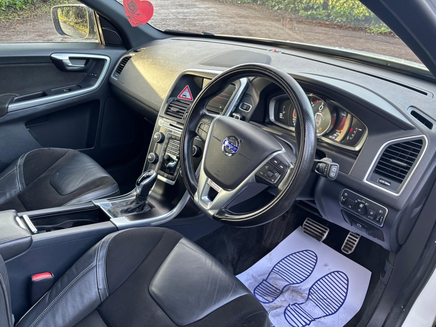 Used Volvo XC60 2015 for sale - 77230284: Photo 14