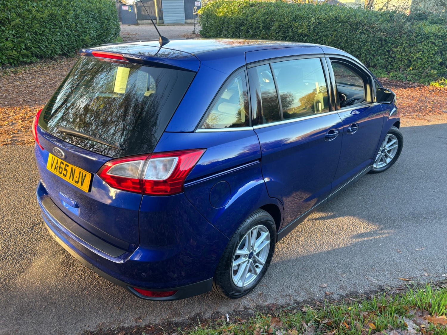 Used Ford Grand C-Max 2016 for sale - 76952607: Photo 9