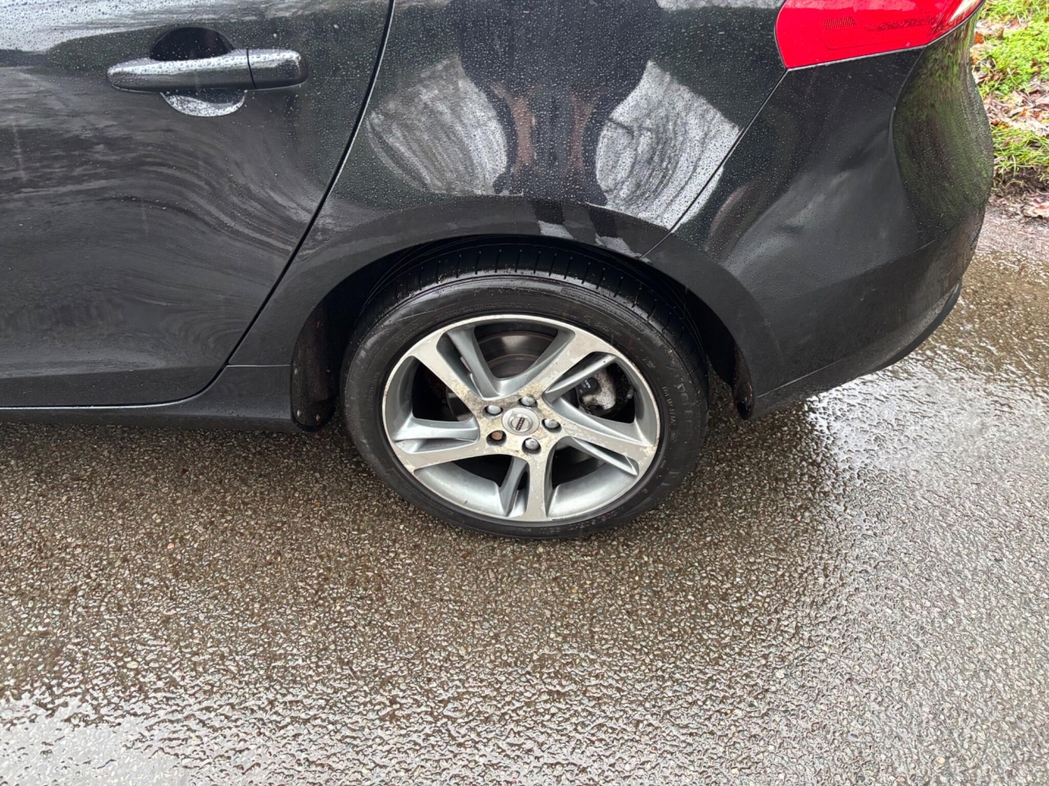 Used Volvo V40 2016 for sale - 77215433: Photo 11