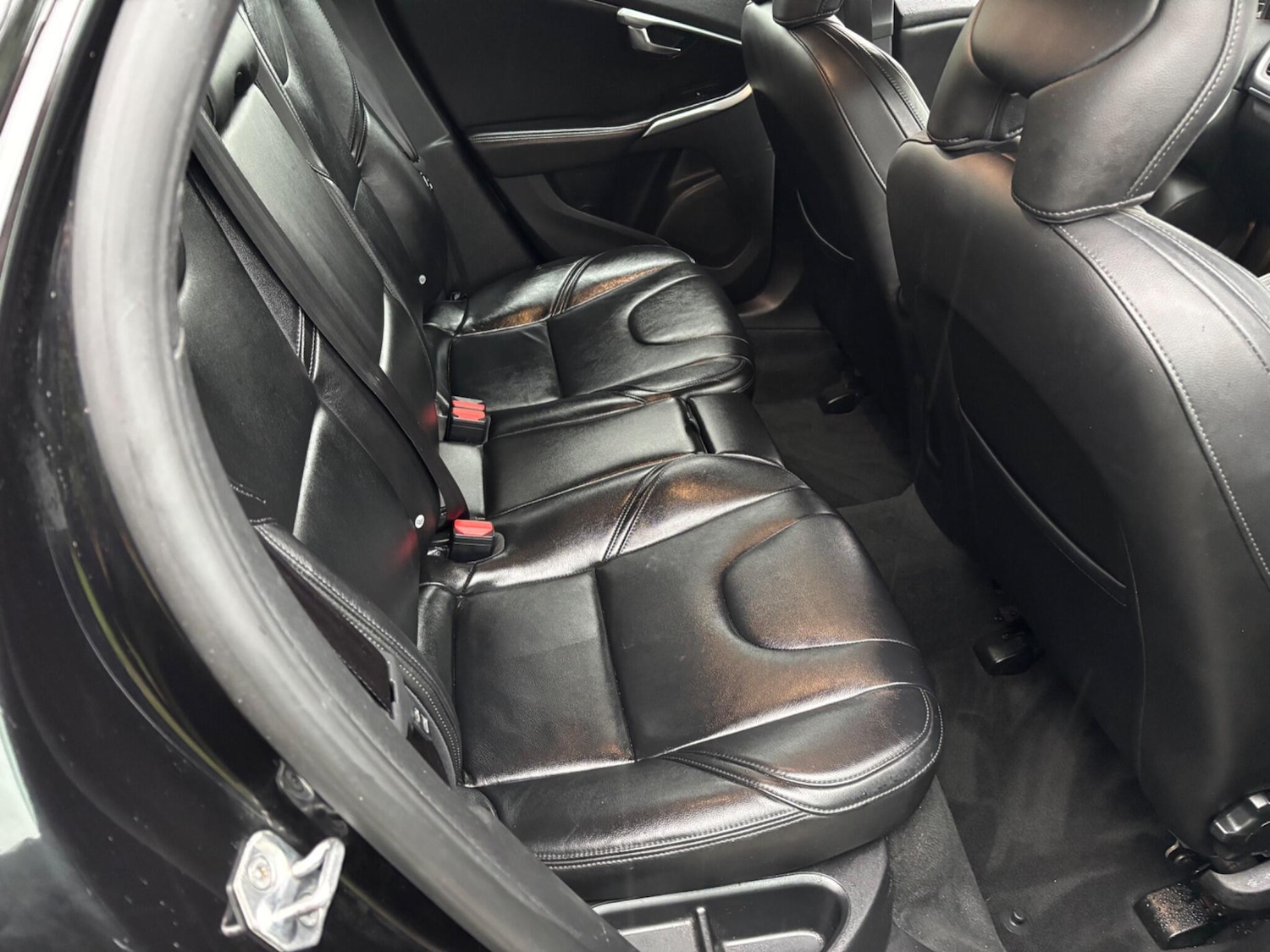 Used Volvo V40 2016 for sale - 77215433: Photo 21