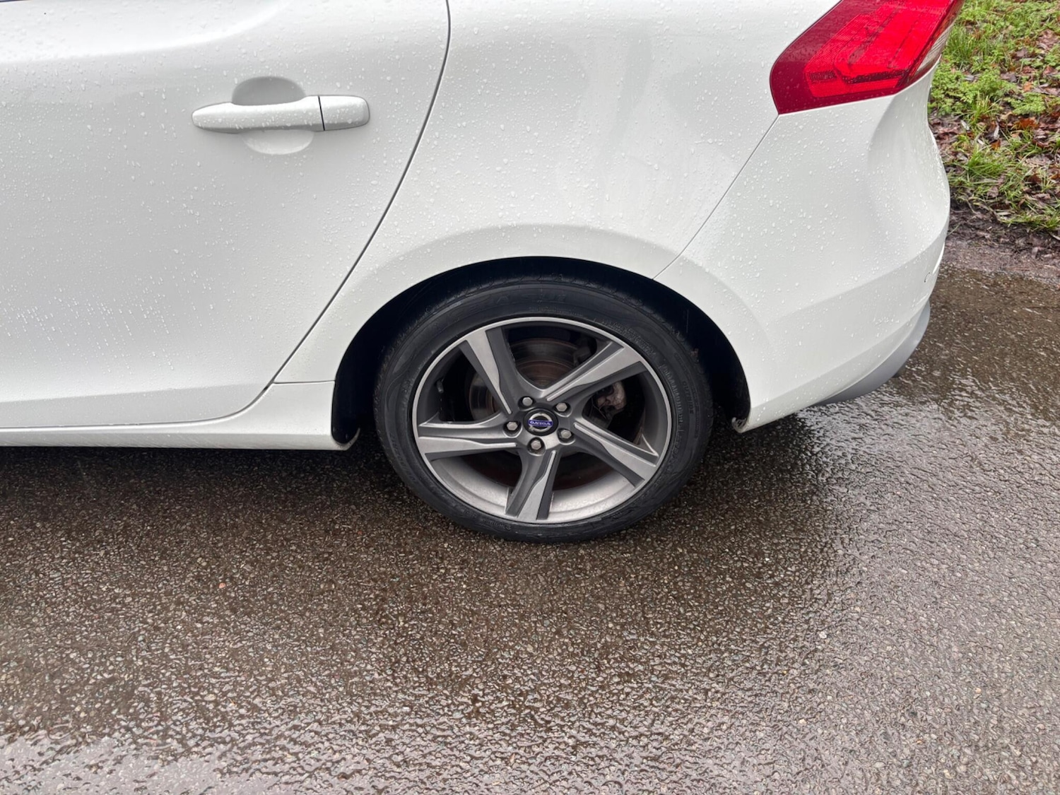 Used Volvo V40 2014 for sale - 77216360: Photo 13