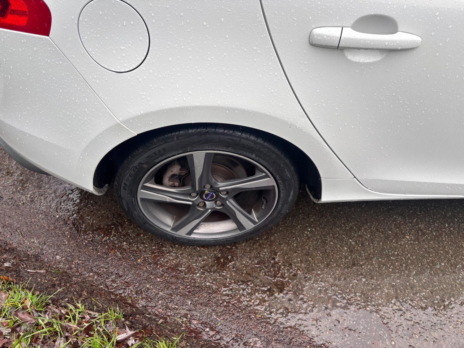 Used Volvo V40 2014 for sale - 77216360: Photo 14