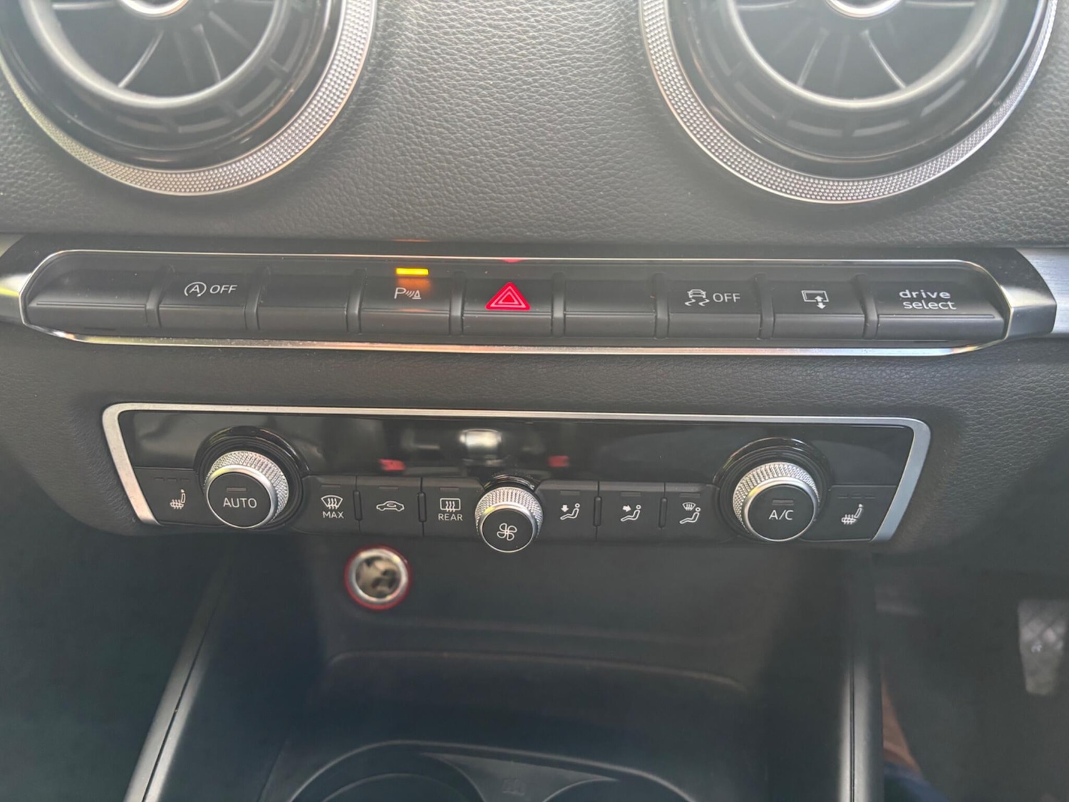 Used Audi A3 2015 for sale - 76952664: Photo 22