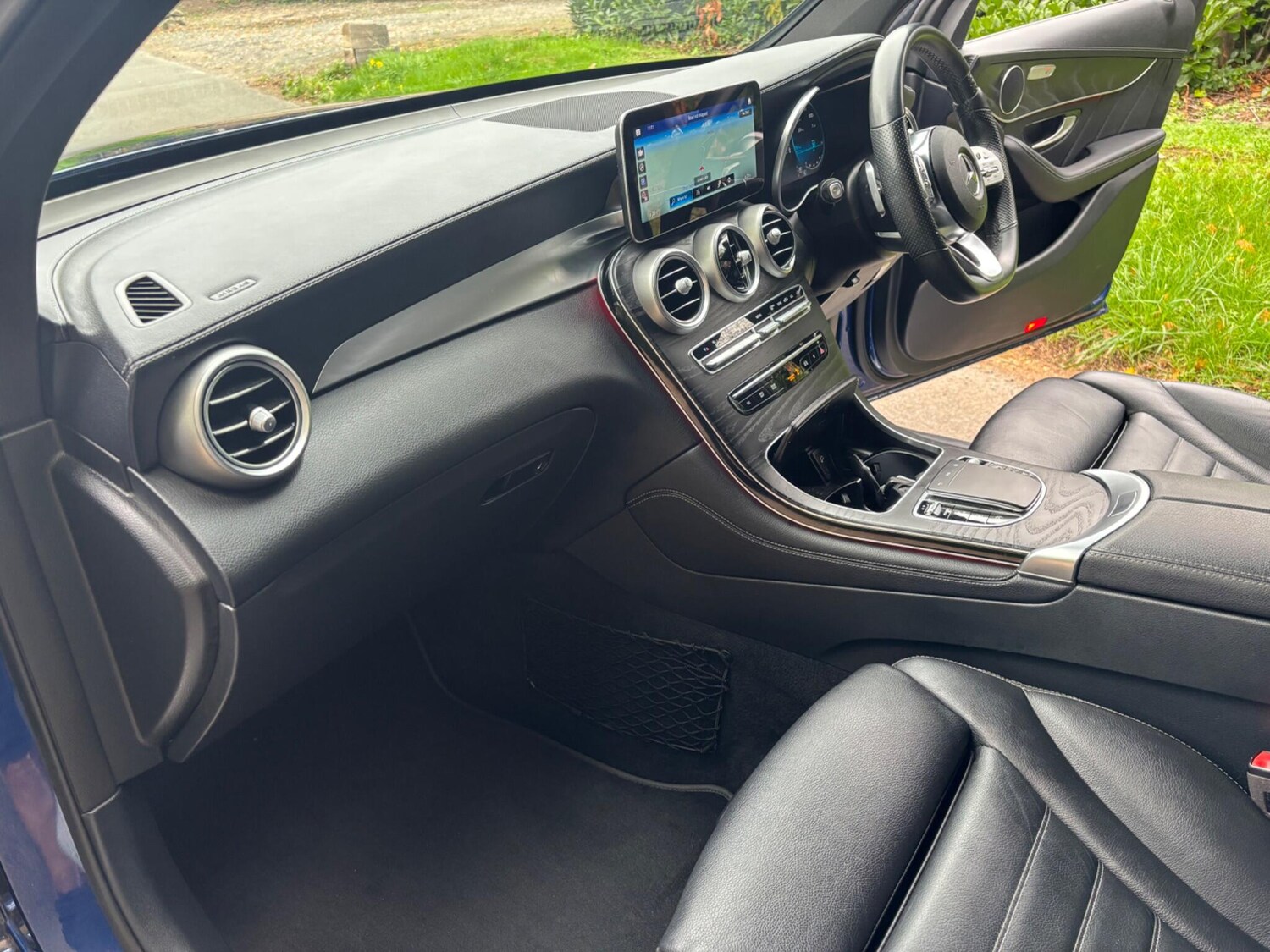 Used Mercedes-Benz GLC 2020 for sale - 76689621: Photo 23