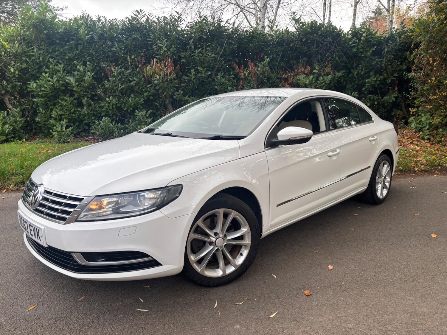Used Volkswagen CC 2013 for sale - 76688600: Photo 2