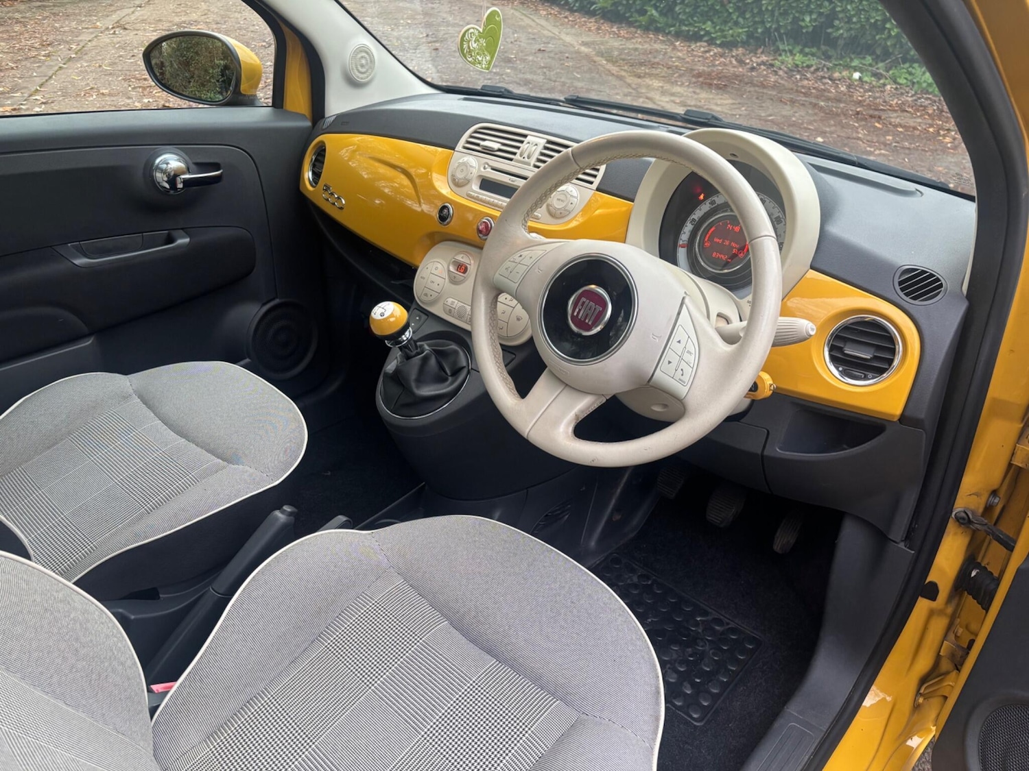 Used Fiat 500 2015 for sale - 76952618: Photo 14