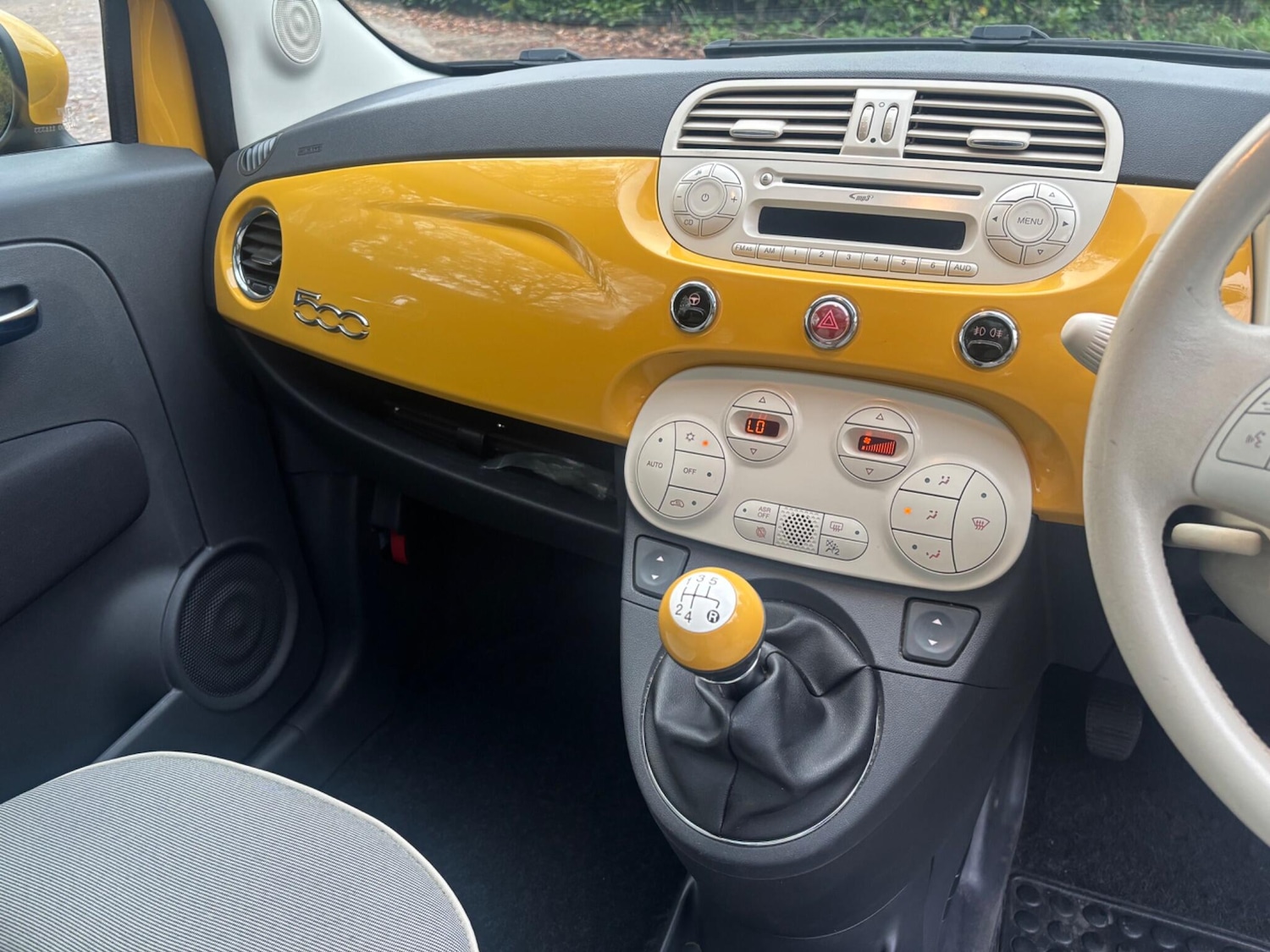 Used Fiat 500 2015 for sale - 76952618: Photo 15